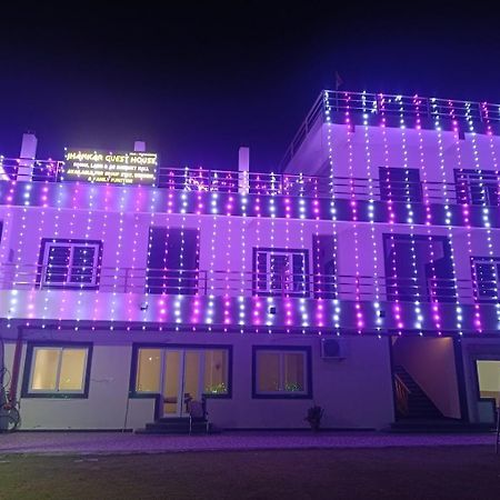 Jhankar Banquet And Lawn Varanasi Eksteriør bilde