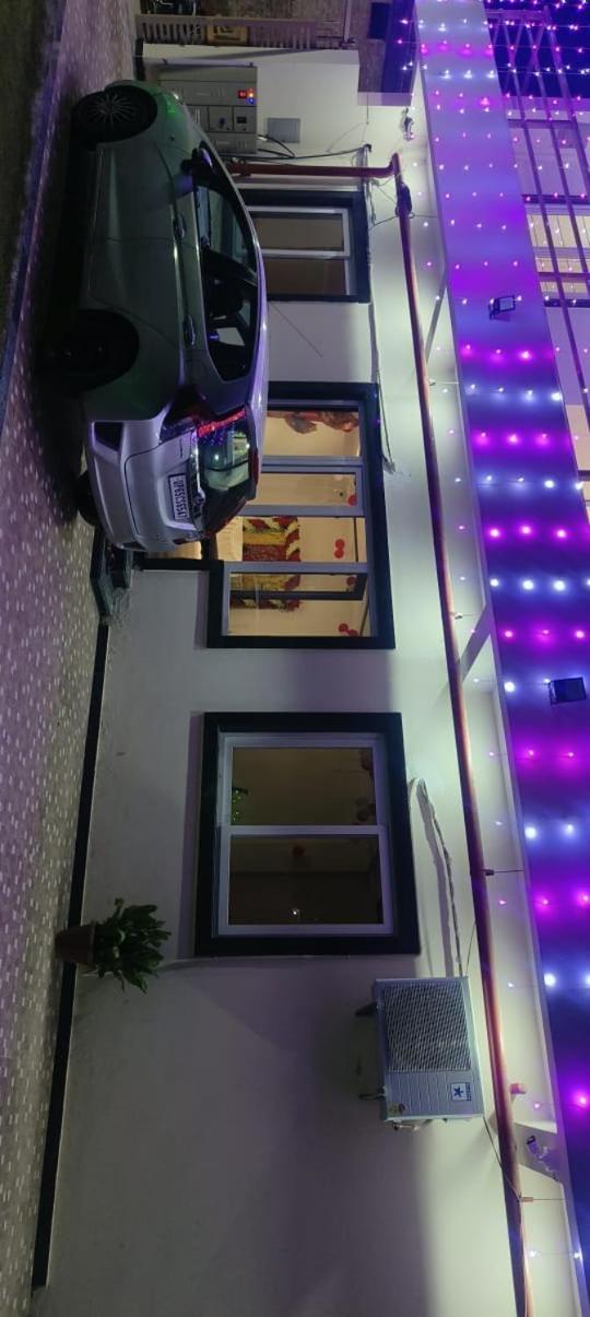 Jhankar Banquet And Lawn Varanasi Eksteriør bilde